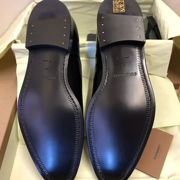 Burberry Sturges Tape Detail Leather Oxford Shoes - Picture 8 of 10